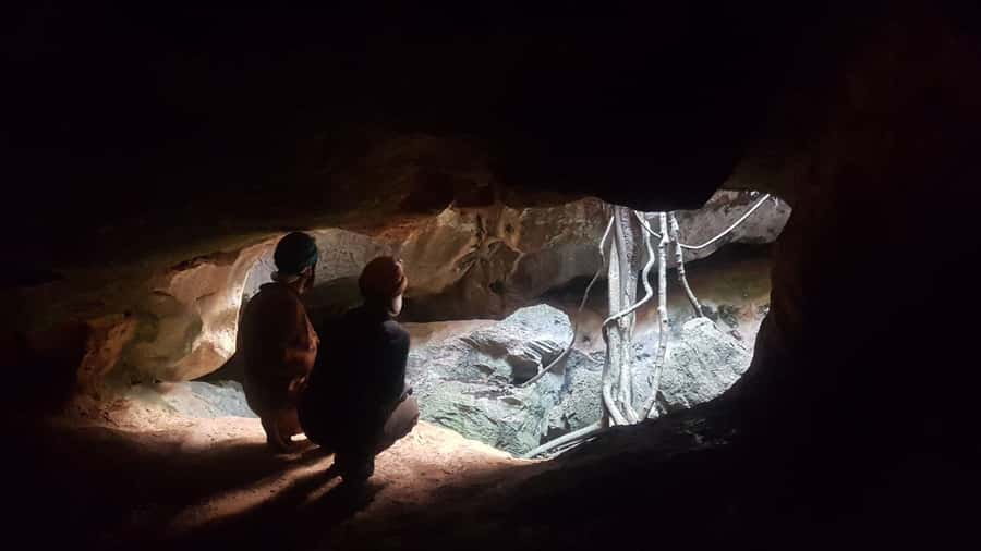 Capricorn Caves: 120 Minute Capricorn Adventurer Tour - Jack’s Beanstalk and Fat Man’s Misery