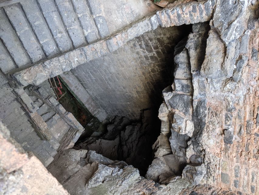 Catania: Underground Catania Tickets and Guided Tour - Starting beneath the Black Amphitheater