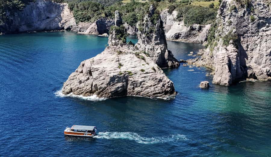 Cathedral Cove Coast and Cave Tour - Orua Sea Cave is the real surprise