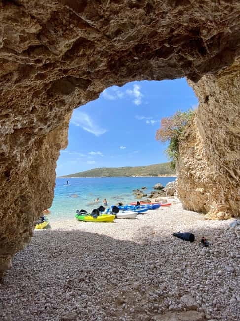 Caves of Porto Palermo: Kayak/SUP Tour with Castle Sea View - Kayak or SUP: which should you choose?