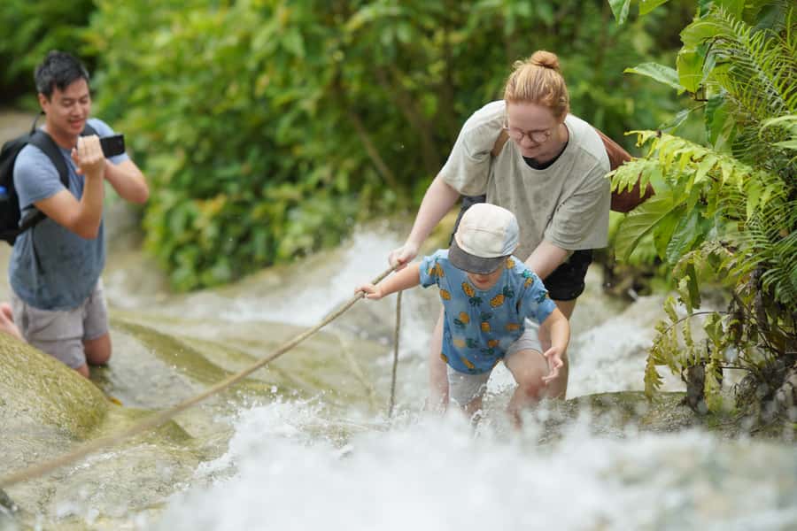 Chiang Mai: Bua Thong Sticky Waterfall & Huge Cave & Buffet - Lunch, fruit, and what the $30 covers