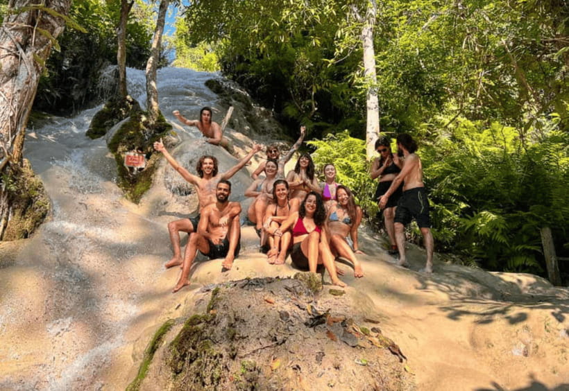 Chiang Mai: Sticky Waterfall, Bua Tong Cave Join Tour - What to pack for the falls