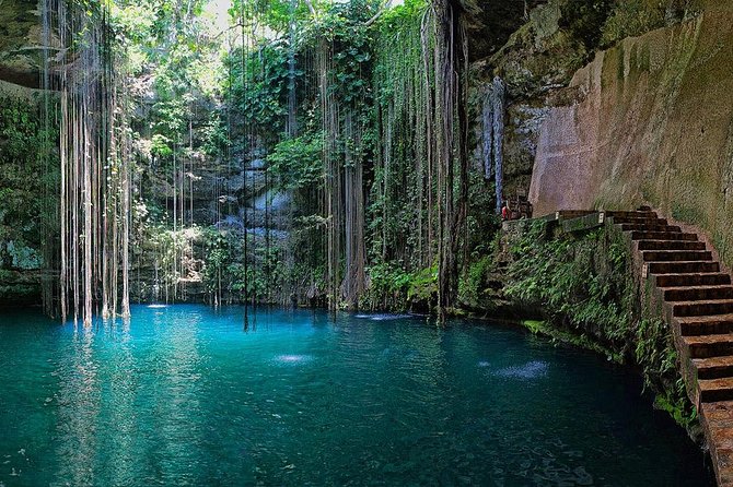 Chichen Itza, Cenote Ik Kil, Coba Ruins Small Group Early Arrival - Guides, Drivers, and the Small-Group Difference