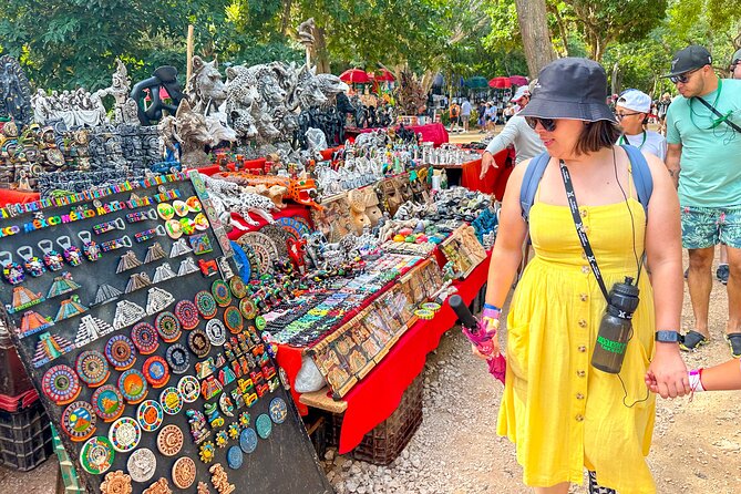 Chichen Itza, Cenote & Valladolid Tour with Tequila and Lunch - A quick look at colonial Valladolid