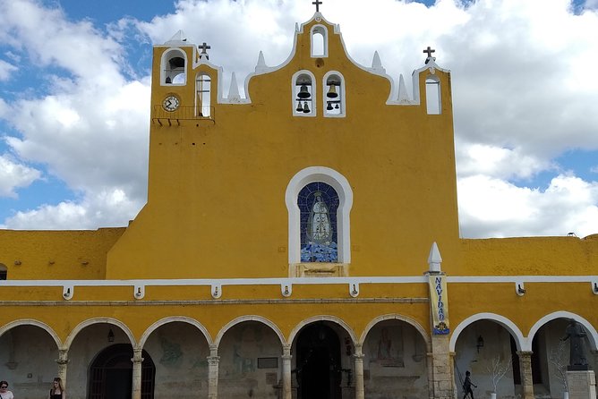 Chichen Itza, Private Cenote/Food Experience & the magic Izamal - Why the 6:00 am start matters at Chichén Itzá