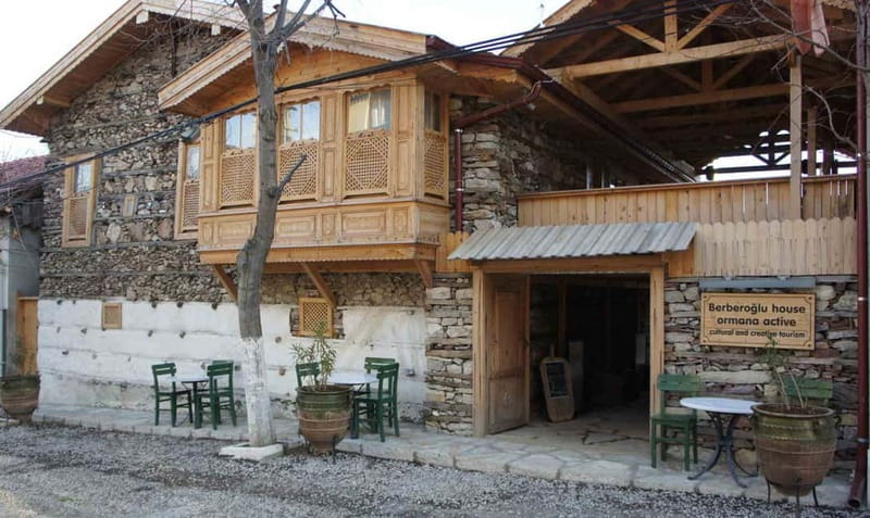 City of Side: Altinbesik Cave & Ormana Tour w/ Boat & Lunch - What the guide and group experience are like