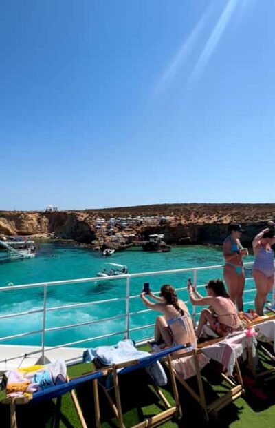 Blue Lagoon & Caves Boat Cruise