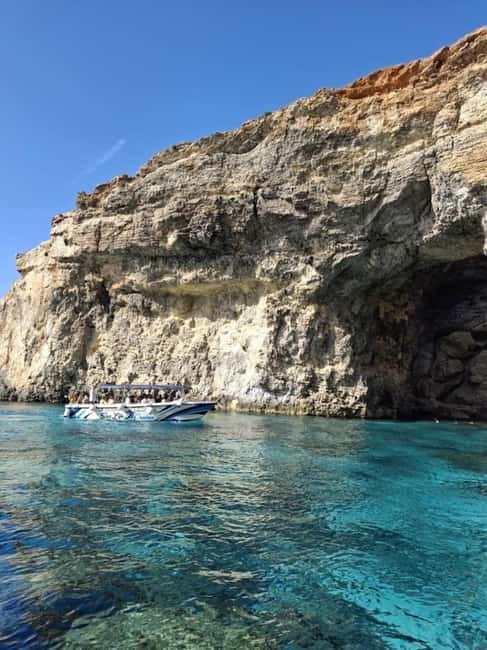 Comino & Gozo: Blue & Crystal Lagoons Cruise with Sea Caves - Santa Marija Bay and the quieter side of Comino