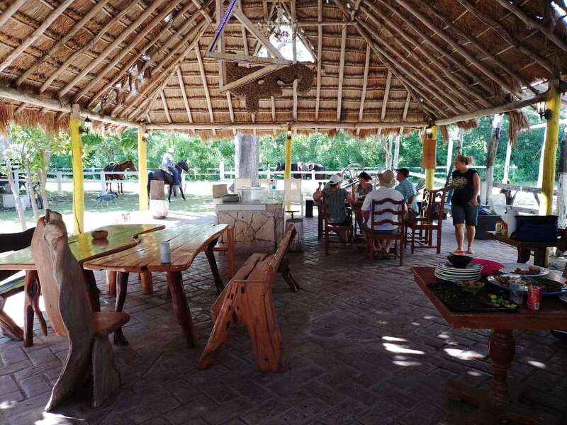 Cozumel: 5-Hour Private Caves and Ruins Tour with Lunch - Buenavista Ranch and the old caves