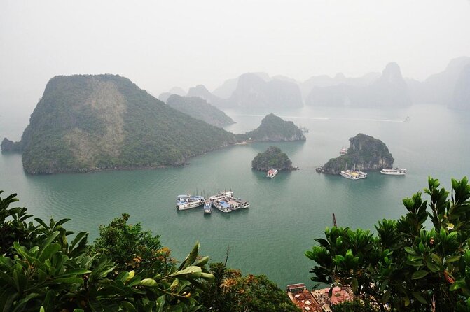 CozyBay Boutique 2D1N Kayak, Swiming ,Titop, Cave, Expressway way - Key points to know before booking