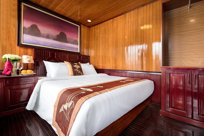 CozyBay Boutique 2D1N Kayak, Swiming ,Titop, Cave, Expressway way - The expressway ride from Hanoi Old Quarter