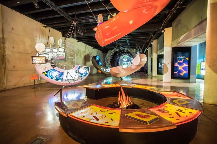 Cradle of Humankind and Sterkfontein Caves Half-Day Tour - Maropeng turns fossils into a human story