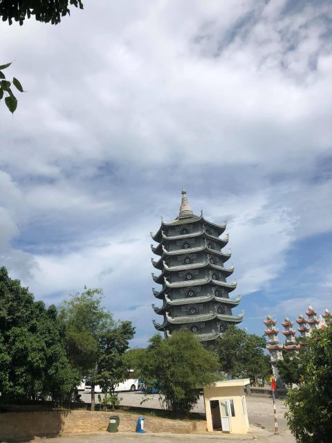 Da Nang : Lady Buddha - Marble Mountains - Am Phu Cave Tour - Shared transport, private touring, and pace