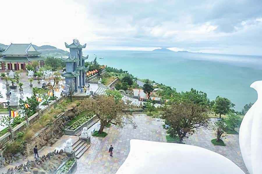 Da Nang: Lady Buddha, Marble Mountains, and Am Phu Cave Tour - Lady Buddha and Monkey Mountain: a grand opening