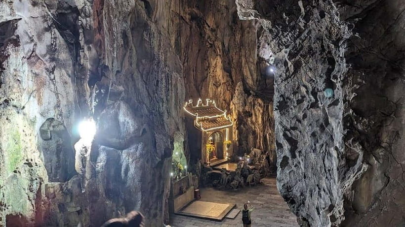 DaNang/HA: Lady Buddha, Marble Mountain & Am Phu Caves Tour - Who should take this tour?