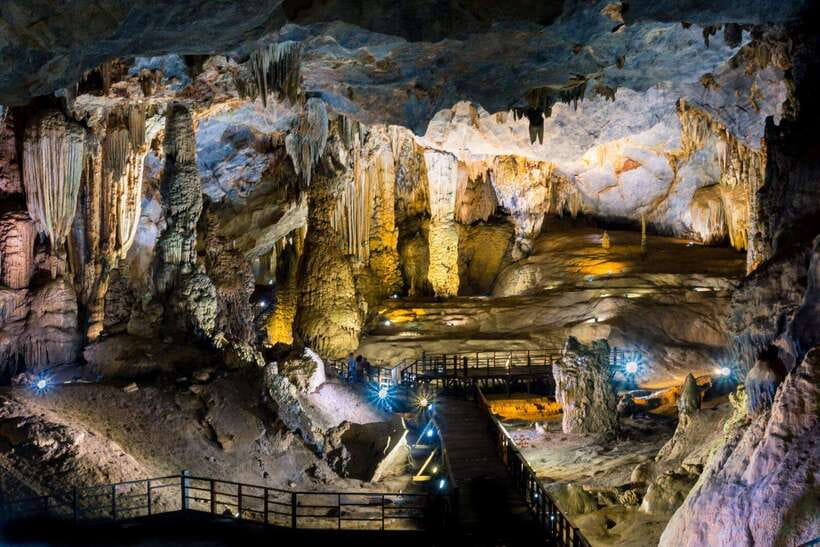 Dong Hoi/Phong Nha: Paradise Cave - Phong Nha Cave Tour - The Ho Chi Minh Trail connection