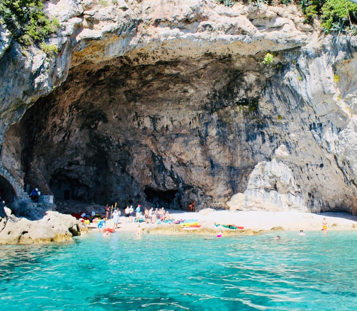 Dubrovnik: 6 hours Blue cave & Elaphiti with optional lunch - Who will enjoy this island cruise most?