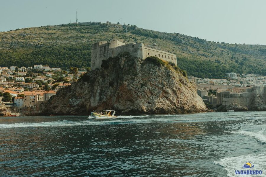 Dubrovnik: Blue Cave Afternoon Speedboat Tour with Drinks - The Three Green Caves for stronger swimmers