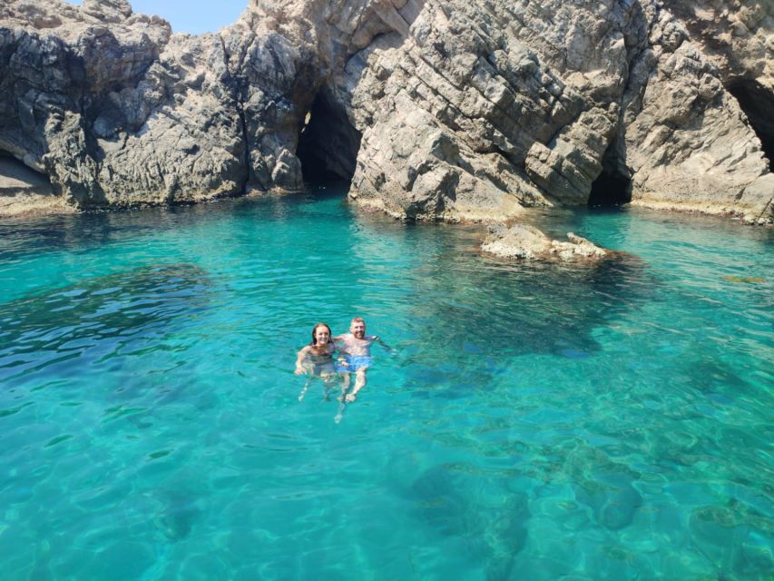 Dubrovnik: Blue Cave & Sunj Beach Boat Tour with Drinks - Guides make a real difference