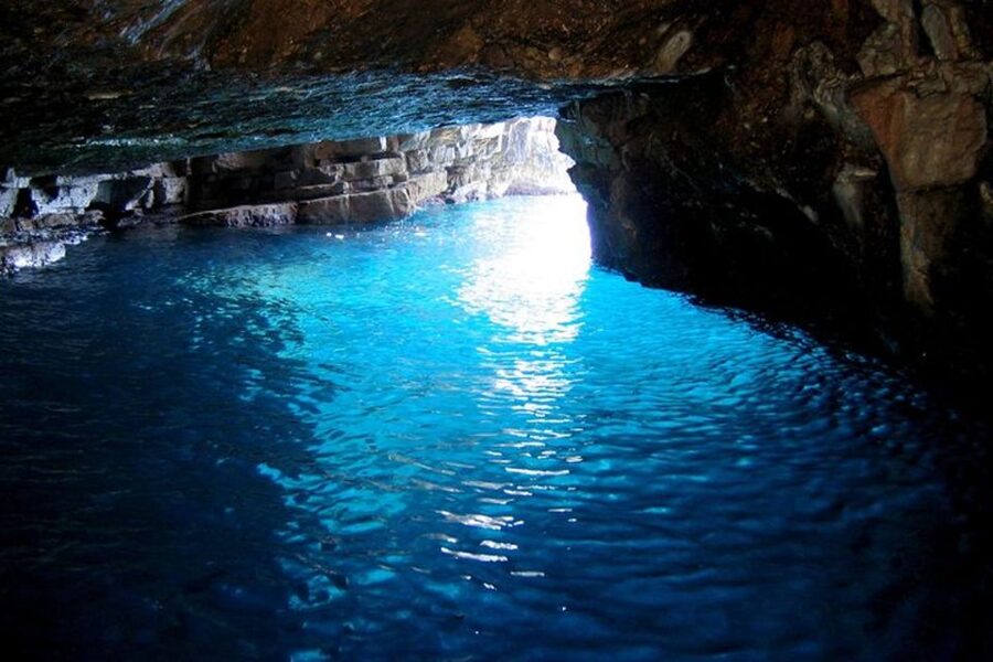 Dubrovnik: Blue Cave & Sunj Beach Boat Tour with Drinks - Who should book this half-day trip?