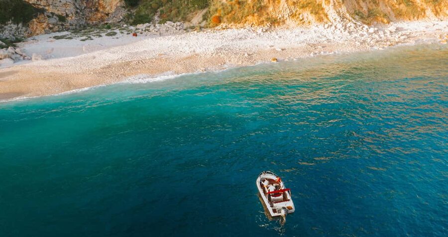 Dubrovnik:Elaphiti Islands and caves Private Speedboat Tour - Sjekirica Beach and the quieter side of the route