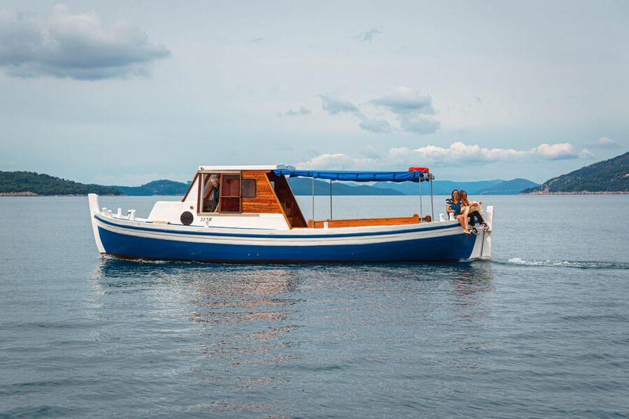 Dubrovnik: Full-Day Blue Cave & Elaphiti Islands Boat Tour - Šipan and Suđurađ