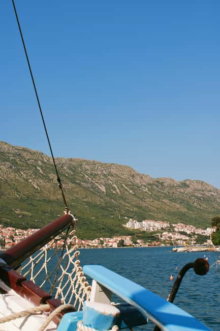 Dubrovnik: Full-Day Blue Cave & Elaphiti Islands Boat Tour - The Blue Cave at Koločep