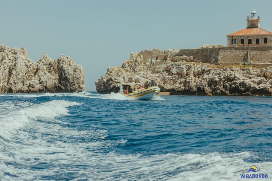 Dubrovnik: Morning Blue Cave speedboat tour with drinks - A final swim beside Lokrum