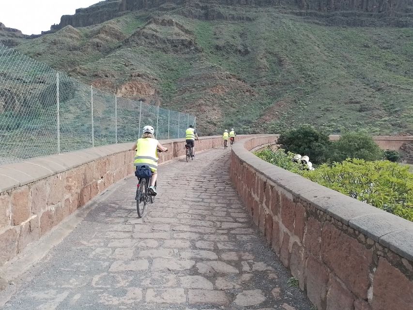 E-Bike Mountain Tour in Natural Park +Option Tapas in a Cave - A 10-minute break inside an aboriginal cave