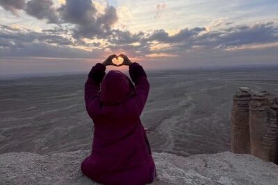 Edge of The World Riyadh with Camel Ride ,Bat Cave Visit & Dinner