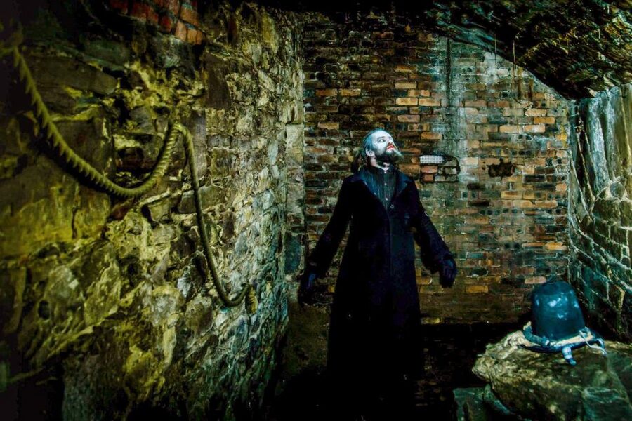 Edinburgh: Evening Underground Ghost Tour - Key points to know before booking