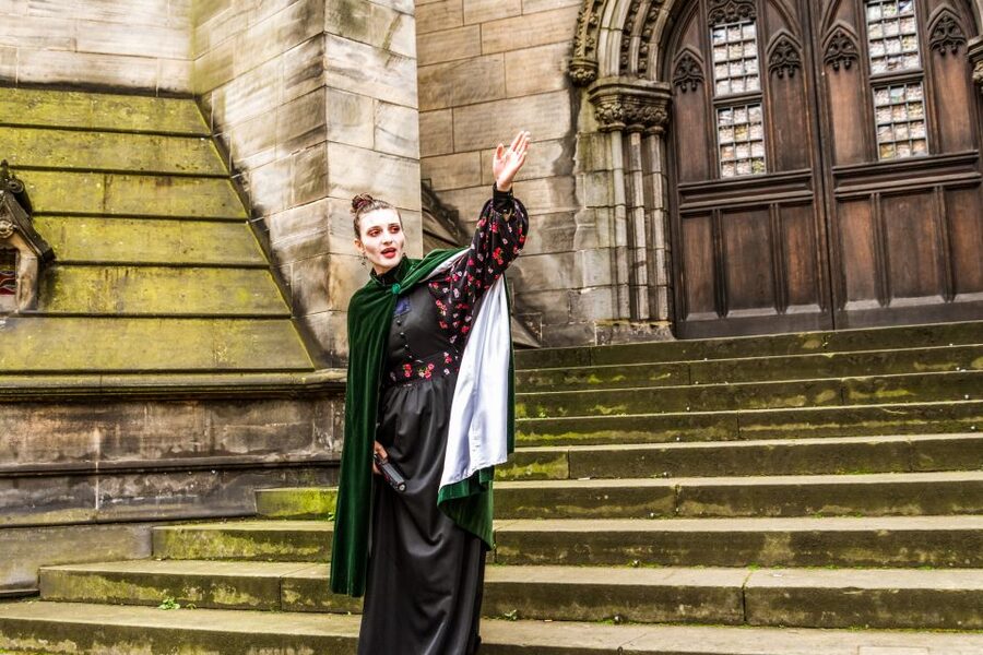 Edinburgh: Evening Underground Ghost Tour - How the timing affects the experience
