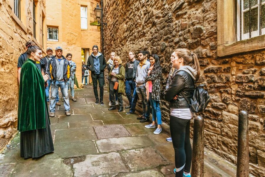 Edinburgh: Evening Underground Ghost Tour - Who will enjoy this Edinburgh ghost tour