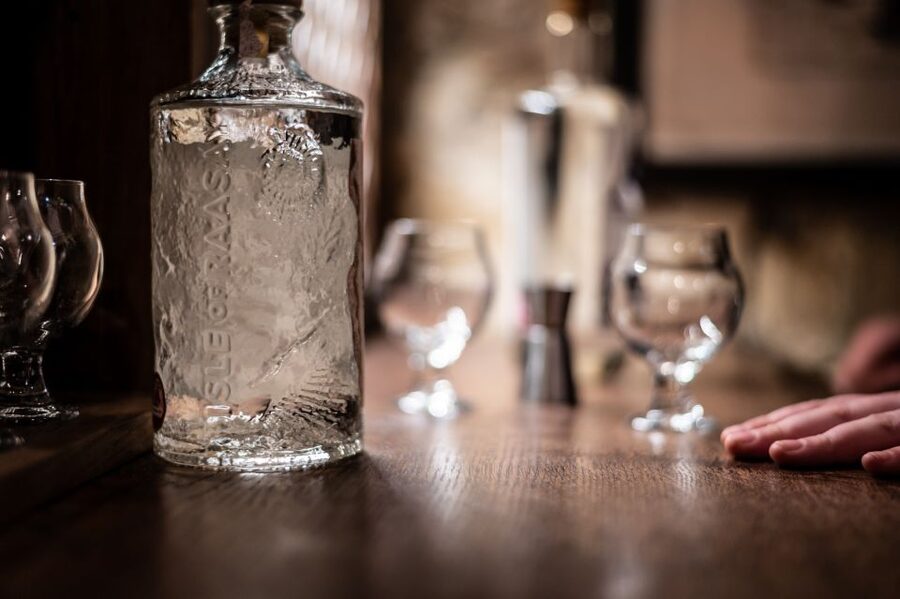 Edinburgh: Gin Tasting at Underground Venue - Practical tips for a better visit