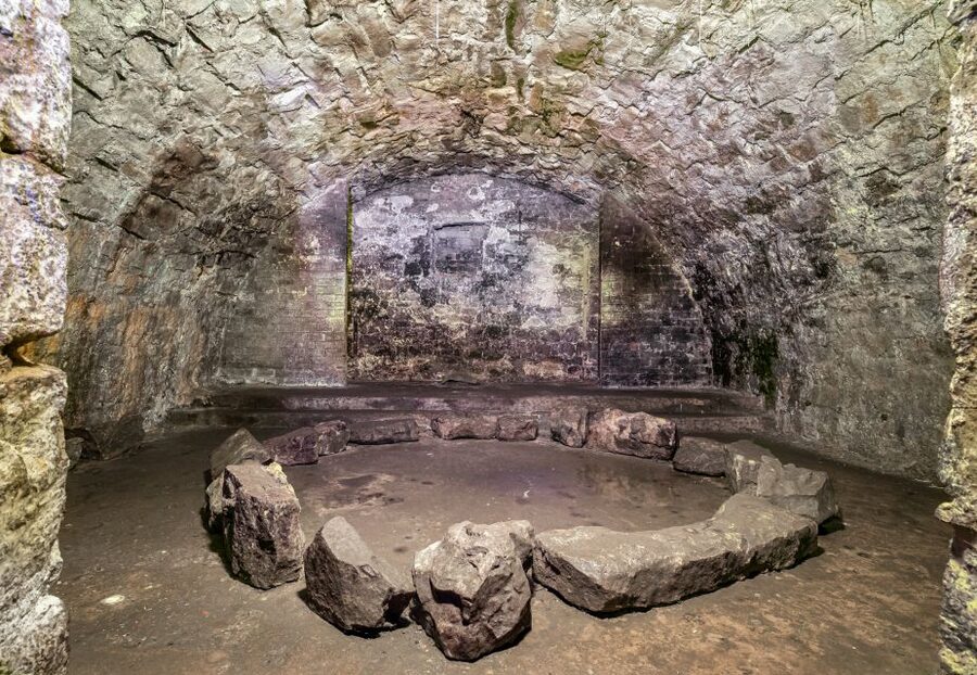 Edinburgh: Haunted Underground Vaults and Graveyard Tour - Key points to know before you go
