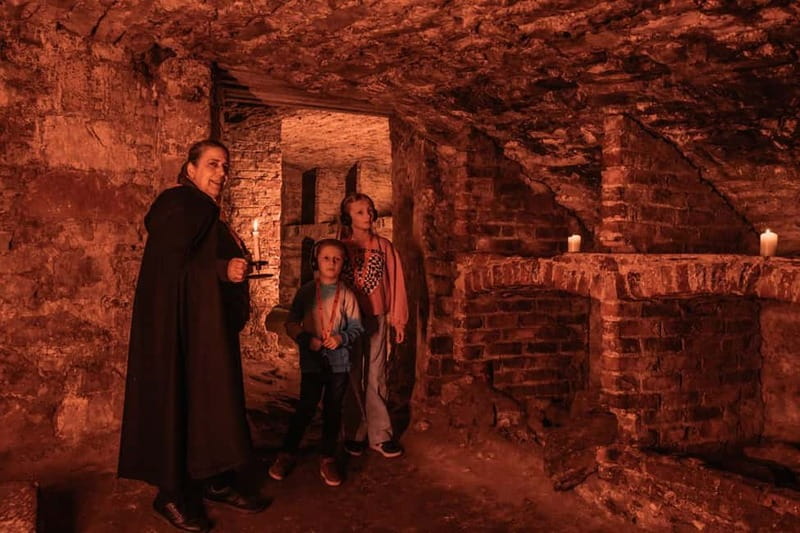 Edinburgh: Kids Multi-Sensory Underground Small-Group Tour - Starting at Mercat Cross in Edinburgh’s Old Town
