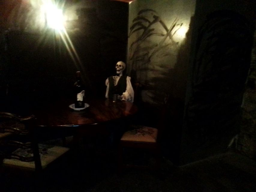 Edinburgh: Old Town and Underground Ghost Tour - Starting beside the Royal Mile