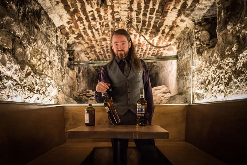 Edinburgh: The Lost Close Underground Scotch Whisky Tasting - Four whiskies, four parts of Scotland