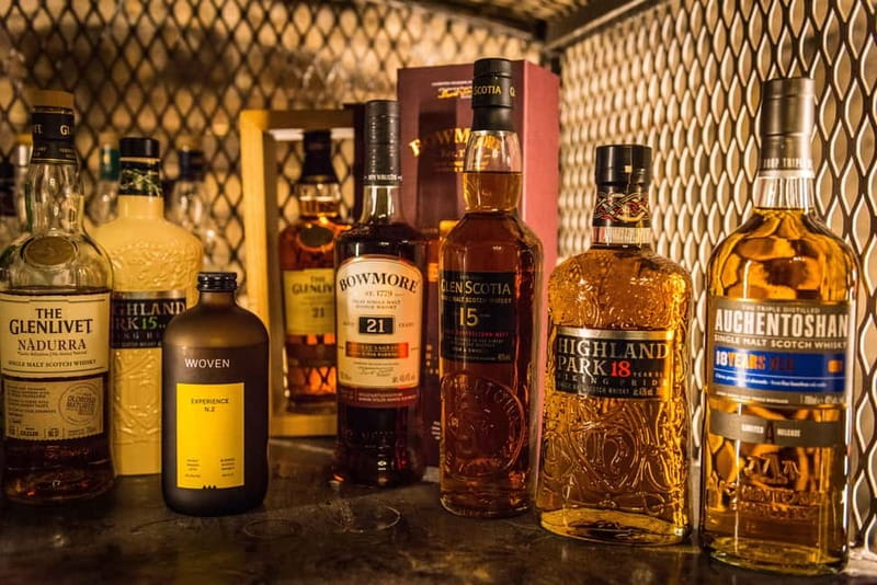 Edinburgh: The Lost Close Underground Scotch Whisky Tasting - Choosing the right whisky upgrade