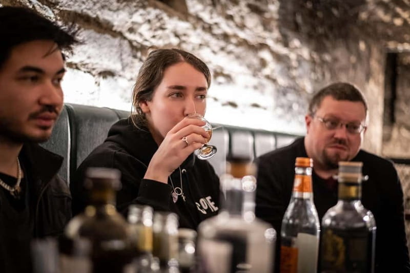 Edinburgh: The Lost Close Underground Scotch Whisky Tasting - Inside The Lost Close’s underground vaults