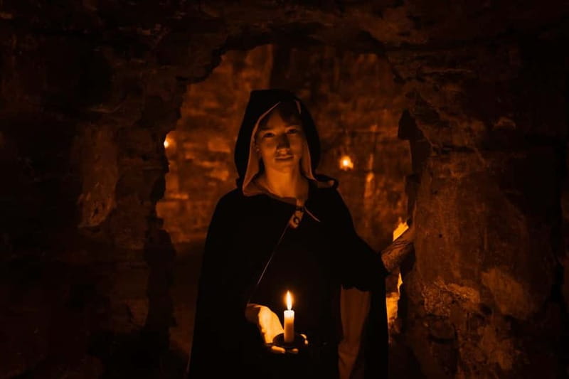 Edinburgh: Underground Vaults and Graveyard Evening Tour - How scary is it really?