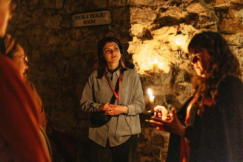 Edinburgh: Underground Vaults Evening Ghost Tour with Whisky - Is the $33 price good value?