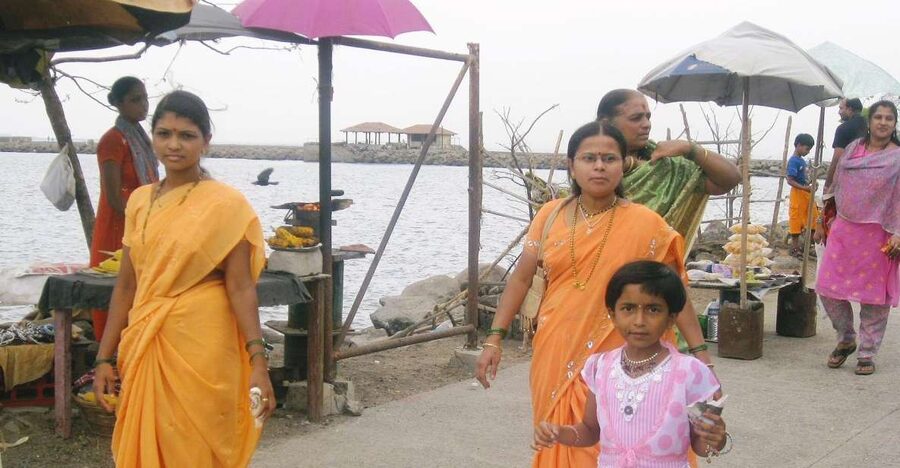 Elephanta Cave Tour with Bollywood Tour - Starting at the Gateway of India