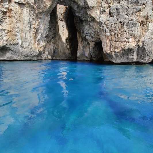 EXCURSION VISIT TO THE SANTA MARIA DI LEUCA CAVES - Following the cliffs toward the famous caves