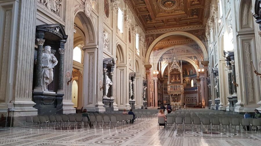 Explore Christian Rome and the Underground of San Clemente - Clothing, walking, and timing advice