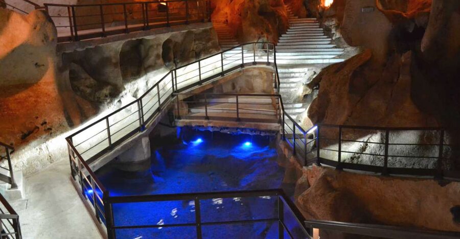Explore Málaga and the Treasure Caves by Electric Car - Why this tour feels different from a standard Málaga sightseeing ride