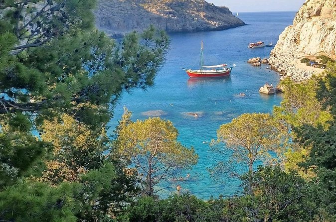 FALIRAKI: BOAT TRIP TO ANTONY QUINN, LADIKO, AFANDOU CAVES - Antony Quinn Bay: the scenic final stop