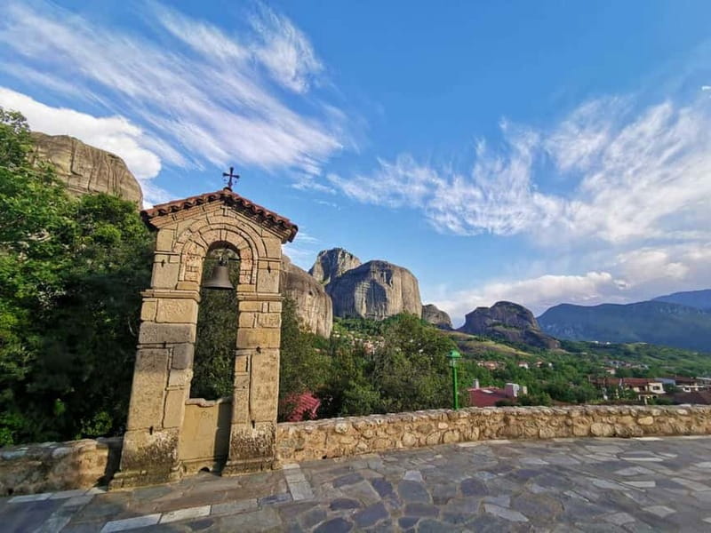 From Athens: Meteora Caves & Monasteries Day Trip by Train - Kastraki brings the first food break