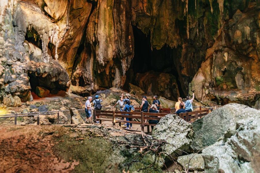 From Cairns: Chillagoe Caves and Outback Full-Day Tour - Lunch at the Chillagoe Cockatoo Hotel