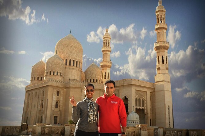 From Cairo: Alexandria Catacomb, Lighthouse, Citadel Trip & Lunch - Key points at a glance
